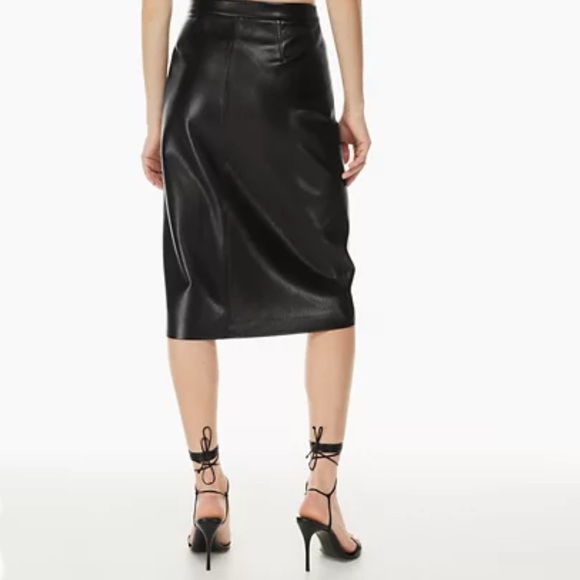 Aritzia Wilfred Manor Vegan Leather Skirt - Picture 6 of 16